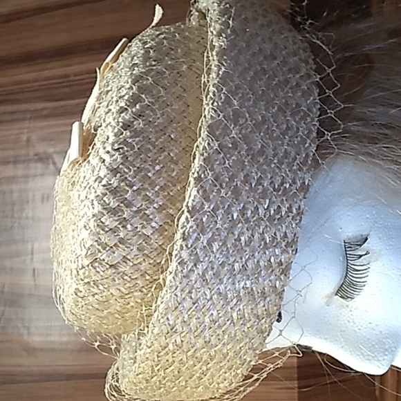 Vintage estate ladies straw hat - Picture 3 of 9